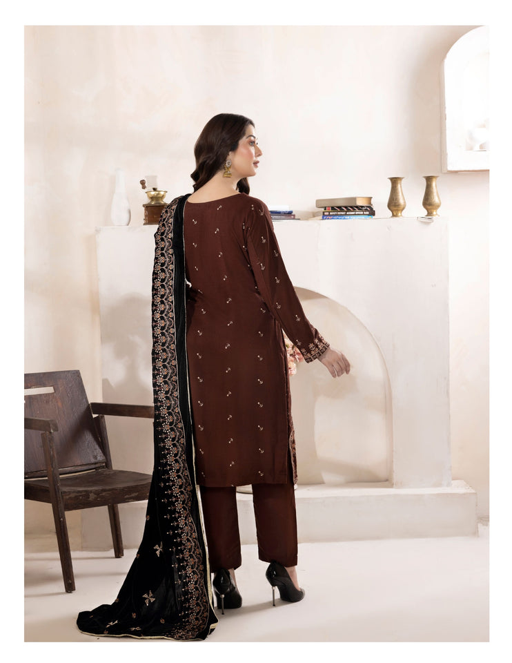 Bareeze Dyed Slub Embroidered Ensemble with Velvet Shawl